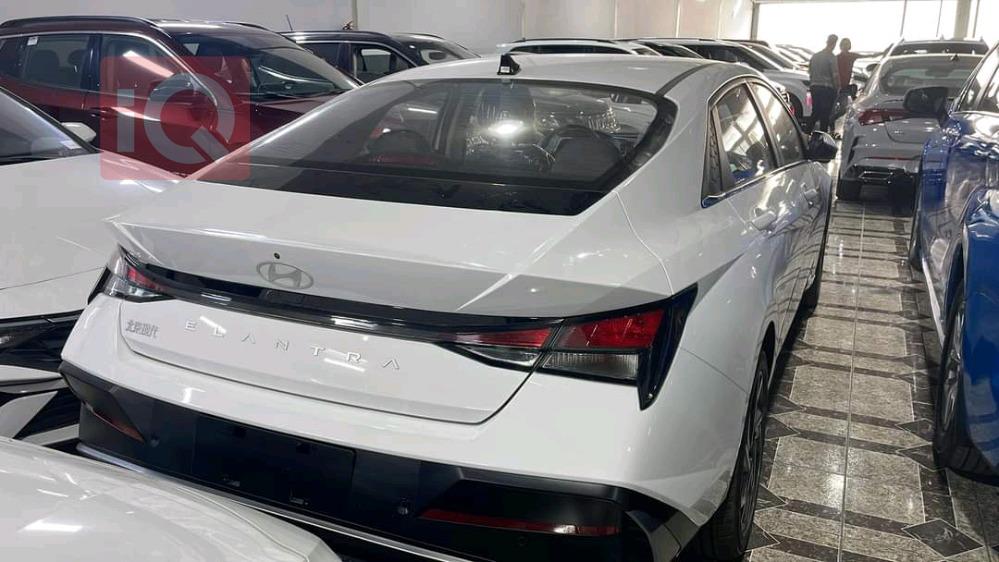 هيونداي النترا